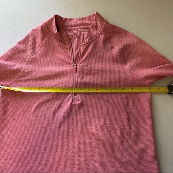 LululemonāRest Less Cropped 1/2 Zip size 10 Grid Warp Pink Blossom - Picture 6 of 10
